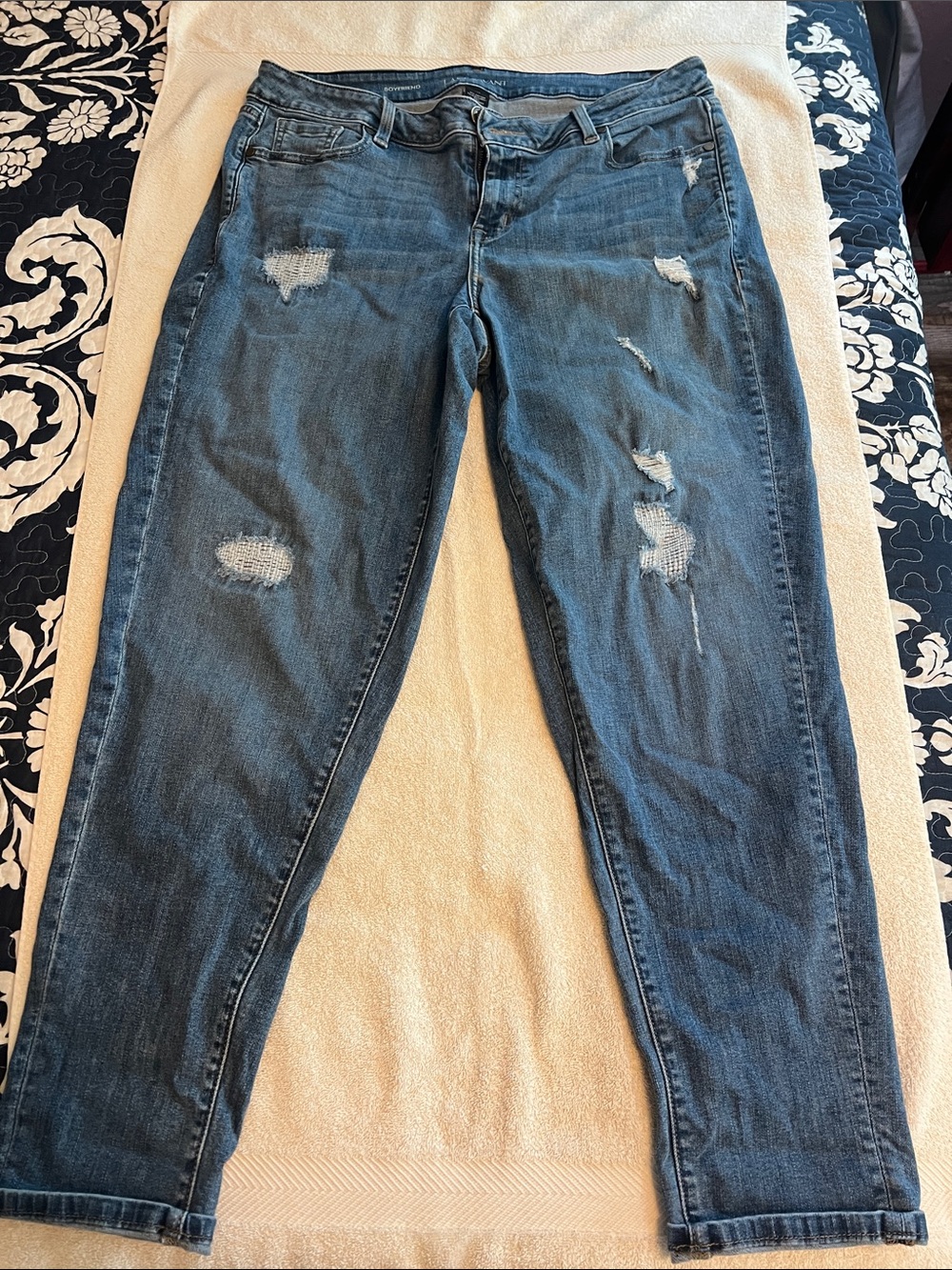 Women’s Distressed Blue Jeans - Classic Relaxed Fit